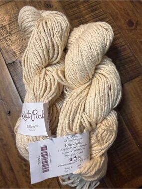 Knit Picks Billow Natural Bulky Weight Cotton Yarn - Natural Cream